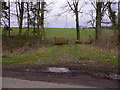 Blocked field entrance near Yarnhams Farm