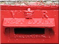 Victorian postbox, Ladywell Station, SE13 - royal cipher and aperture