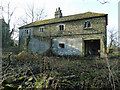 Derelict cottages, Tillingdown Farm