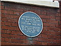 SU6401 : Blue plaque in Old Commercial Road by Basher Eyre