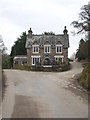 Cottage on the junction at Waterlake