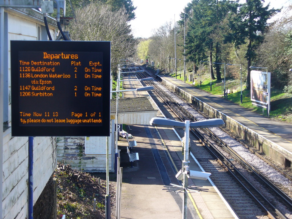 Effingham Junction Station © Colin Smith Geograph Britain And Ireland 7156