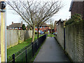 Passage from Thorpe Close to Homestead Way