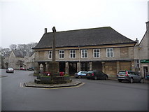 SO8700 : Minchinhampton: the market square and Market Hall by Chris Downer
