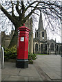 Sheffield: postbox № S1 302, Cathedral Forecourt