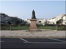 TQ8008 : Queen Victoria continues to reign over Warrior Square, St. Leonards by nick macneill
