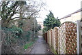 Footpath at the end of Burnside Close