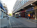 Double yellow lines in Little Clarendon Street