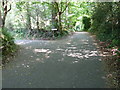 Footpath and bridleway junction near Belmont