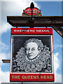 TR0559 : The Queens Head sign by Oast House Archive
