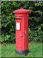 George VI postbox, Broadwater Gardens, BR6