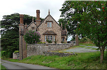 SJ3514 : Lodge and gates, Alberbury (2) by Stephen Richards