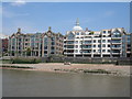 Low tide on the Thames