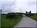 TM4358 : Footpath to the Sloe Lane Bridleway & entrance to Grange Farm by Geographer