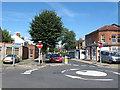 Mini roundabout on Avenue Road