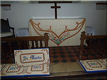 SU6345 : St Martin, Ellisfield: altar by Basher Eyre