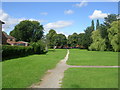 Footpath - off Millfield Avenue