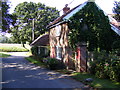 Cooks Hill, Letheringham & The Street Victorian Postbox