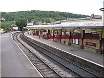 SE0641 : Keighley Station Platforms 3 & 4 by Stephen Armstrong