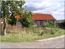 TM2257 : Barn at Wright's Farm by Geographer