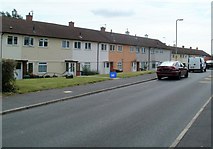 ST3090 : Row of houses, Brynglas Drive, Newport by Jaggery