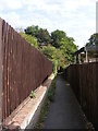 Footpath to Drybridge Hill