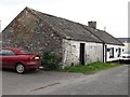 Cottage and former farm building in Rocks Road