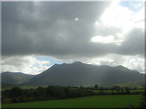 V8389 : Looking south to MacGillicuddy's Reeks by Christopher Hilton
