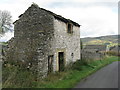 Derelict barn at Little Hucklow