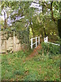 Footbridge of the footpath to Barell