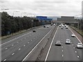 M62, looking east towards junction 21