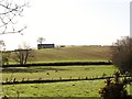 Field barn on a drumlin alongside the Ballycoshone Road