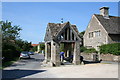 The covered well in the main street at Buscot