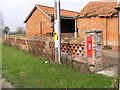 Burnt House Hoxne Road Victorian Postbox