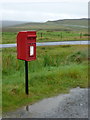 HU4463 : Laxo: postbox № ZE2 43 by Chris Downer