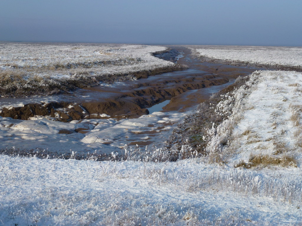 The Wash coast in winter - Black, white... © Richard Humphrey ...