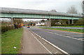 ST4890 : Railway bridge, Crick by Jaggery