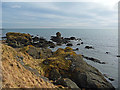 NO5100 : Igneous rocks below the Fife Coastal Path by John Allan