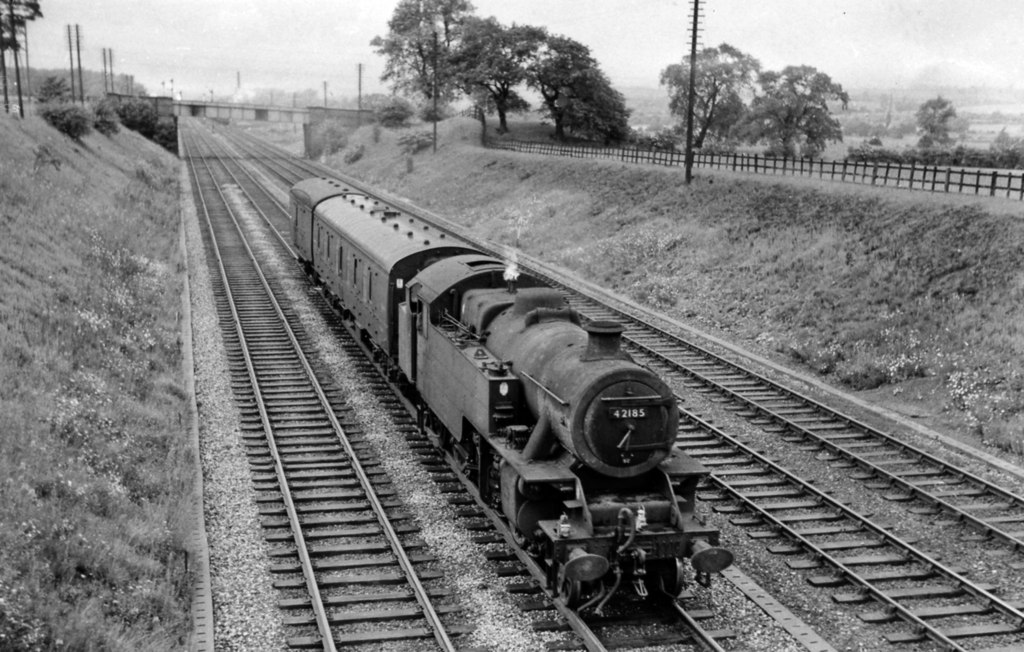 Up parcels on Erewash Valley line near... © Ben Brooksbank :: Geograph ...