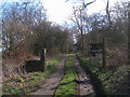 Farm access and footpath to Clappers