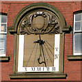 Sundial, 86 Side