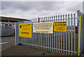 J3676 : Entrance gates, Belfast by Rossographer