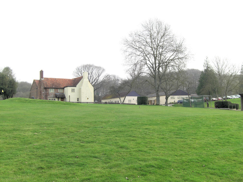 The old farmhouse on Dunwood Manor Golf... © Stuart Logan Geograph