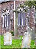 SS9904 : Churchyard Cross, Bradninch by Maigheach-gheal