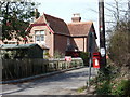 Pilley: postbox № SO41 150, Pilley Hill