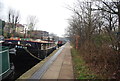 Regents Canal - towpath and narrowboats