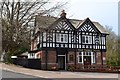 "The Three Tuns", Dronfield