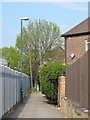 Path between Neasden Lane and the North Circular