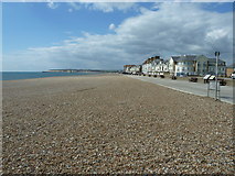 TV4898 : Seaford beach and Esplanade by Dave Spicer
