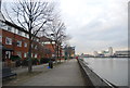 Thames Path north of Commercial Pier